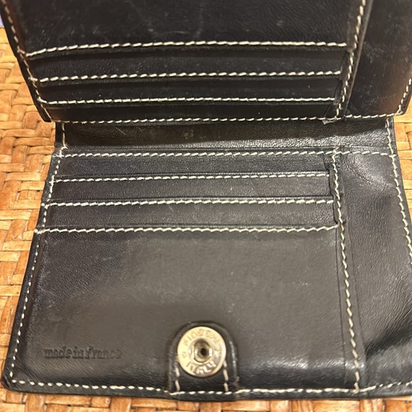 JUST CAMPAGNE WOMENS BLACK LEATHER BIFOLD WITH DOUBLE COIN POCKETS - Picture 3 of 8